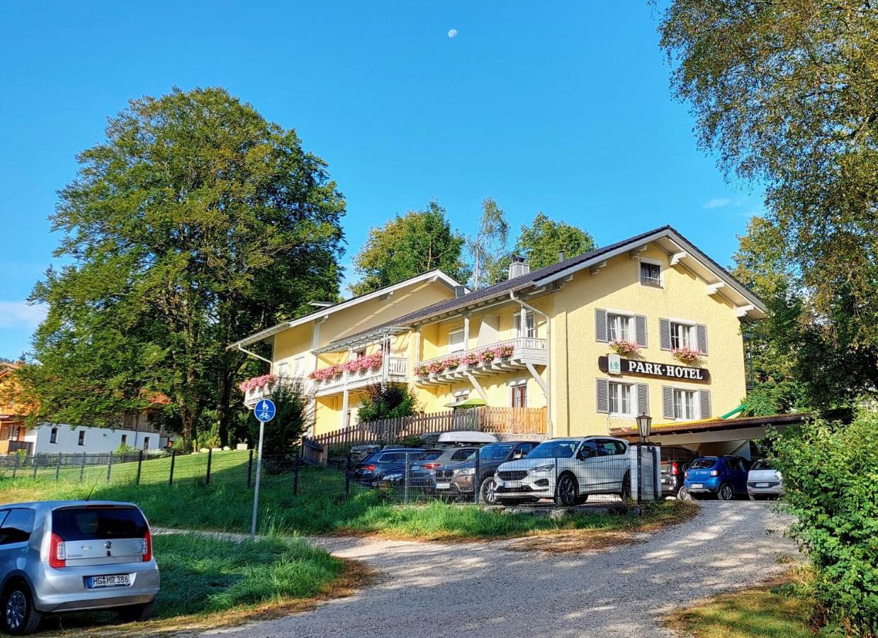 Parkhotel Ruhpolding Inklusive Chiemgaukarte ภายนอก รูปภาพ